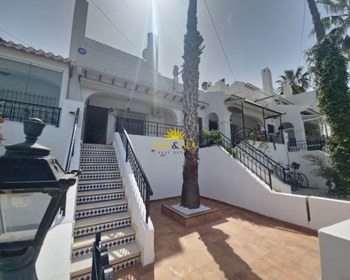 3 BEDROOM HOUSE FOR RENT IN VILLAMARTÍN, ORIHUELA COSTA - Photo 1