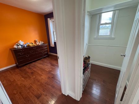 For Lease - 10 Victor Drive, Whitchurch-Stouffville, Ontario - Photo 4