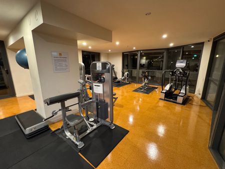 East Perth - Photo 5