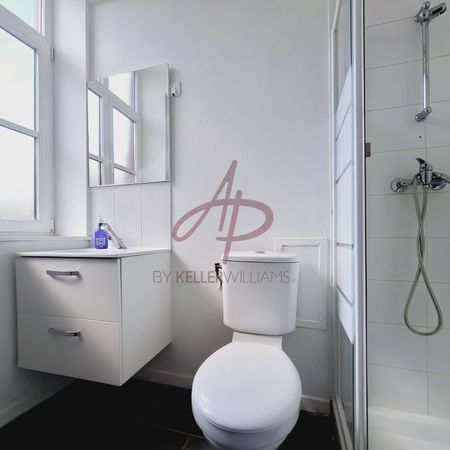 Location Appartement 1 pièce 15m² ROUBAIX 59100 - Photo 4