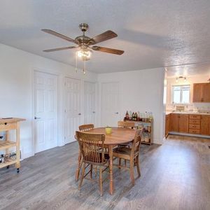 Logement à louer 5 et demi + sous-sol - Photo 2