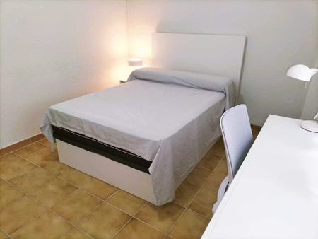 Carrer de l'Olivereta, Valencia, Valencian Community 46018 - Foto 5
