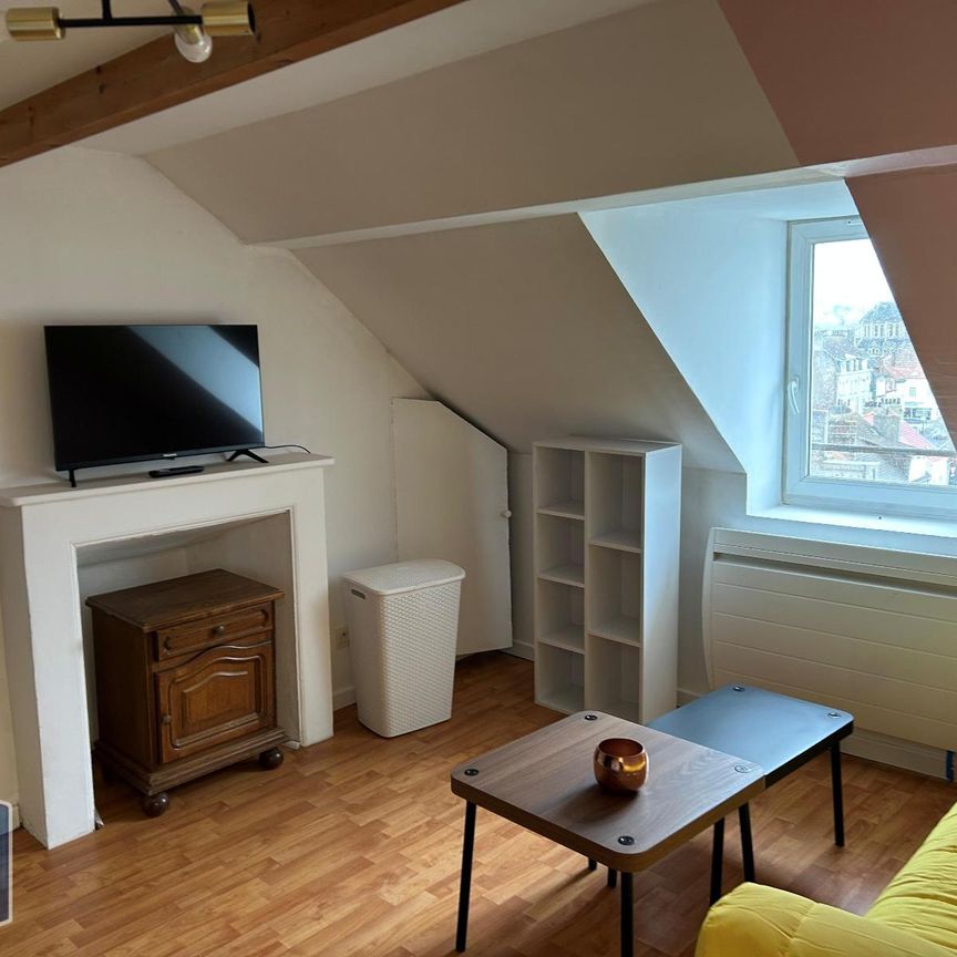 Location Appartement 2 pièces 28m² BOULOGNE SUR MER 62200 - Photo 1