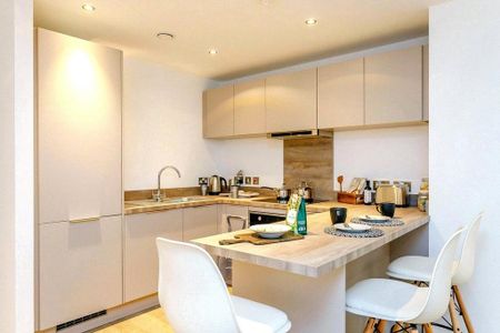 3 bedroom apartment to rent - Photo 2