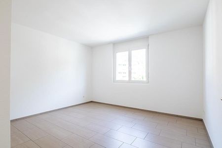 MODERN 3.5-ROOM APARTMENT IN BELLINZONA NORTH - Photo 5