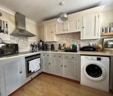 2 bedroom semi-detached house to rent - Photo 6