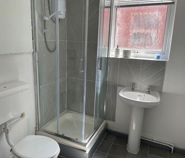 Studio Flat, Marquis Street, LE1 - Photo 3