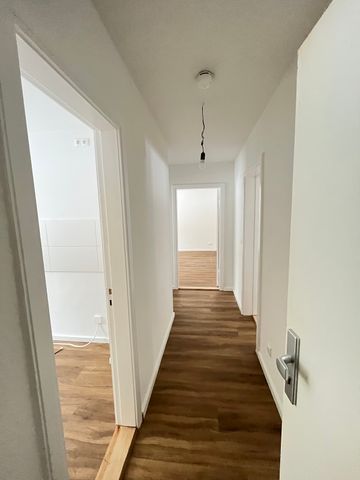 Kleine, bezahlbare 3-Zimmer-Wohnung im Stadtteil Rude frei! - Foto 4