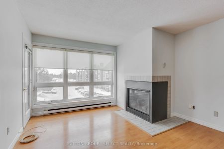 15 Jacksway Crescent #315 - Photo 2