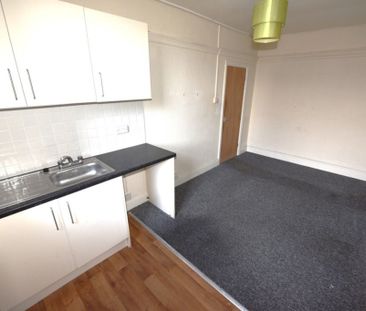 1 bedroom Flat in Towers Flat 1, Leeds - Photo 1