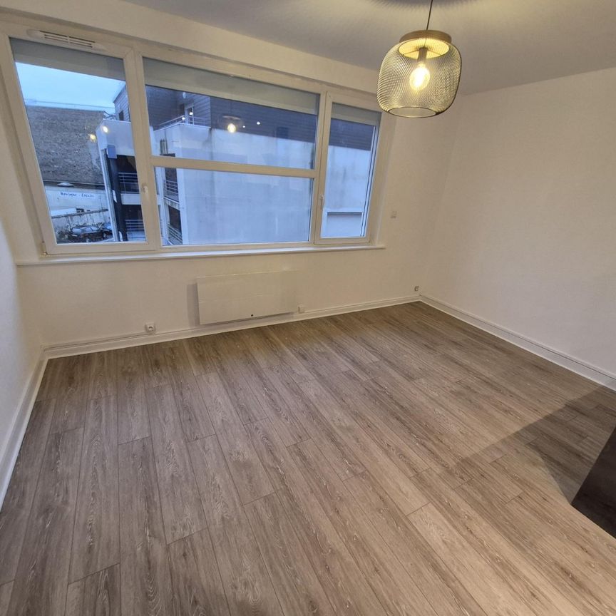 Location Appartement 3 pièces 46m² BOULOGNE SUR MER 62200 - Photo 1