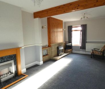 2 bedroom bungalow to rent - Photo 2