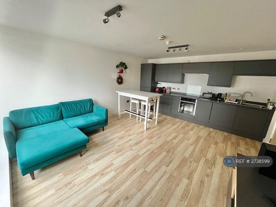 2 bedroom flat to rent - Photo 1