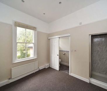 3 bedroom apartment to rent - Photo 5