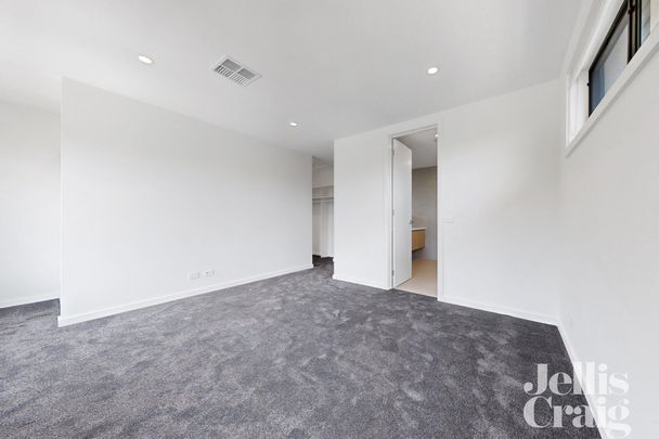 18A Noora Avenue, Bentleigh East - Photo 1