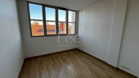 T3 de 113m² - Rue Bourgelat à Lyon 2ème - Photo 4