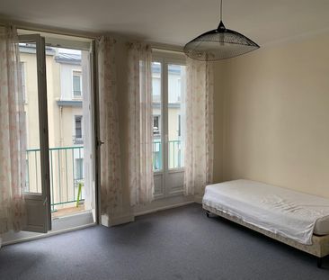 A LOUER Brest Centre Siam T1 30 M2 - Photo 2