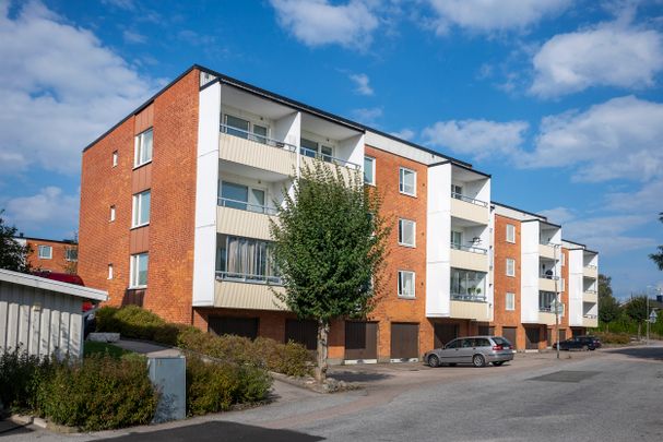 Trädgårdsvägen 3, 374 52, ASARUM, Sverige - Foto 1