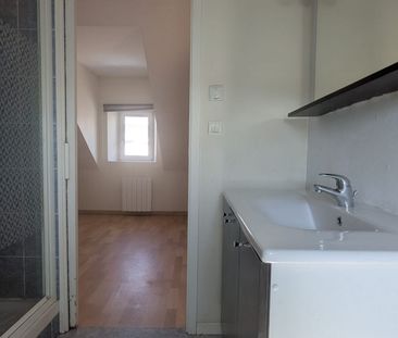 Location Appartement 2 pièces 28m² - Photo 2