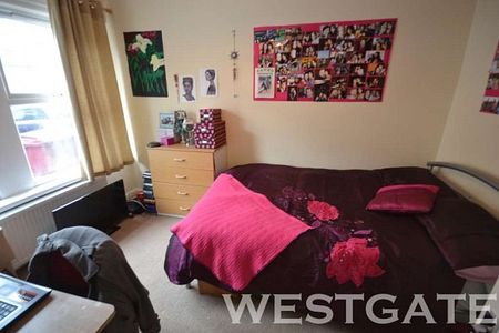 6 Bed - Pitcroft Avenue, Reading - Photo 3