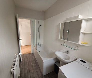 Location Appartement 2 pièces 43m² TROYES 10000 - Photo 5