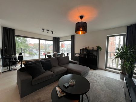 Appartement - Te huur - Photo 3