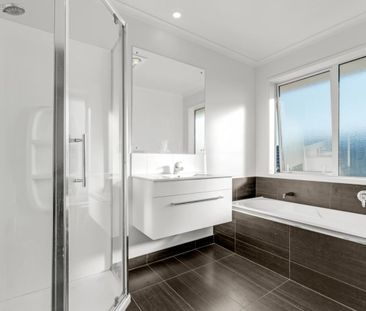 Welcome to your dream home! - Photo 6