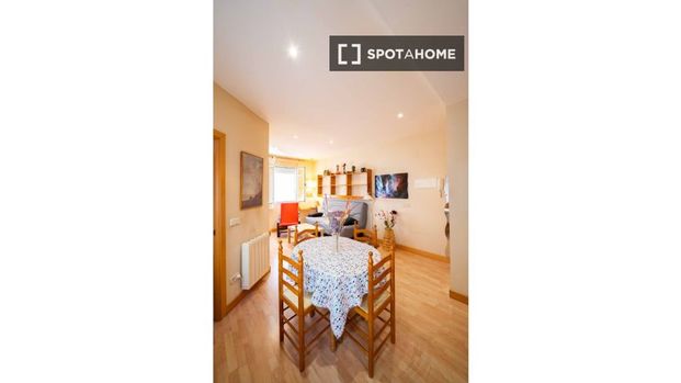 2 room luxury Apartment for rent in Madrid, Autonomous Region of Madrid - Photo 1