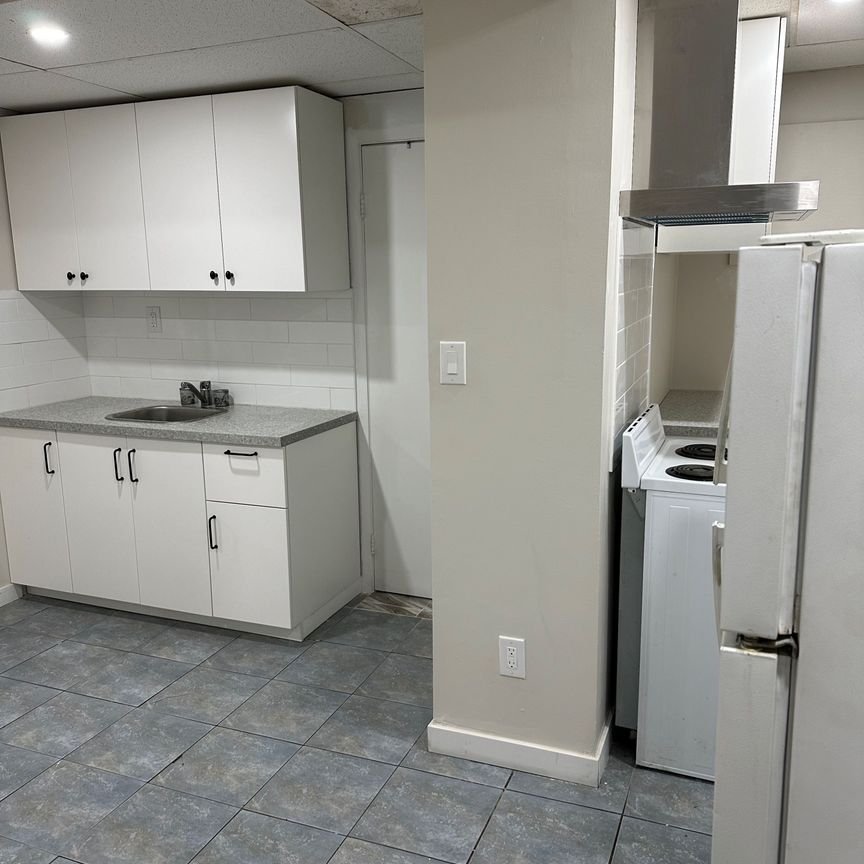 For Lease - 425 Jane Street Unit# 10, Toronto, Ontario - Photo 1