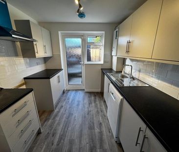 Shooters Road, Enfield - Photo 2