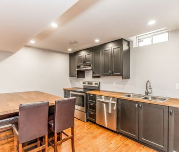 For Lease - 160 Golden Gate Circle Unit# Lower, Vaughan, Ontario - Photo 2