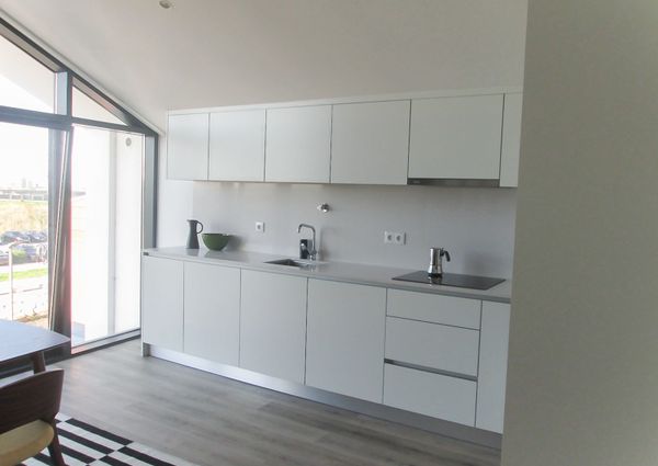 Fantástico apartamento T1 mobilado e equipado, novo, com vistas deslumbrantes sobre ria!