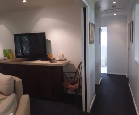 Winston Hills - Photo 4