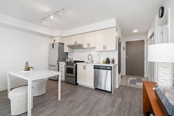 For Lease - 10 Wilby Crescent Unit# 2004, Toronto, Ontario - Photo 1