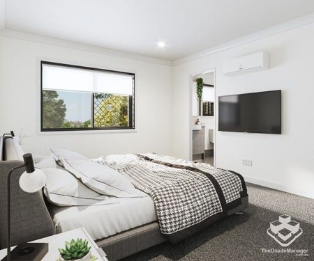 OPEN PLAN 3 Bedroom Townhouse - Photo 3