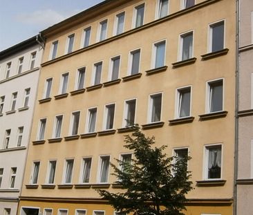 TOP SINGLEWOHNUNG! 2-Zimmer Wohnung mit Balkon, Bad m. Fenster u. W... - Foto 1