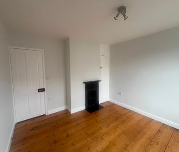 2 Bed Character Cottage To Let In Castle Park, Colchester - Photo 4