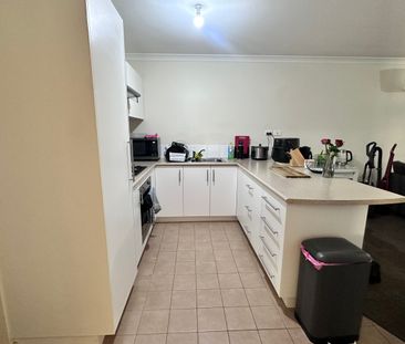 Modern Comfort & Convenience in a Prime Location - Photo 4