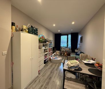 Quilters Way, Aylesbury, Stoke Mandeville - Photo 1