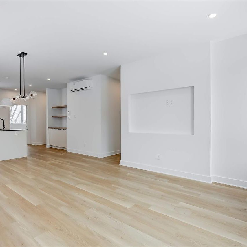 3 CH - 1 SDB - Longueuil - $2,650 /mo - Photo 1