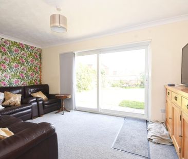 3 bedroom house to rent Honeywood Road, Halstead, CO9 - Photo 1