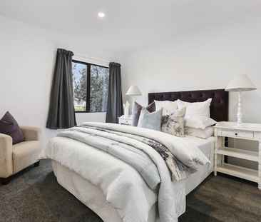 Easy Living in Super Convenient Location!!! - Photo 4