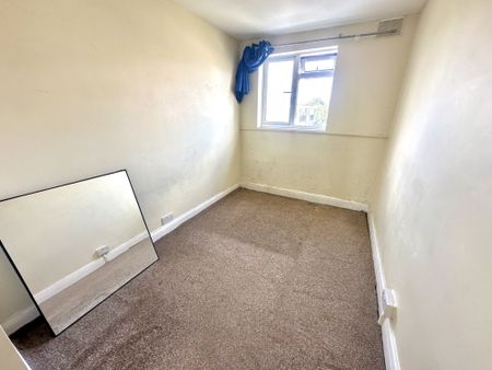 Church Road, Greater London, UB5 - Photo 2