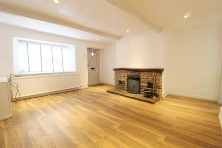 2 Bedroom Terraced To Let - Photo 2