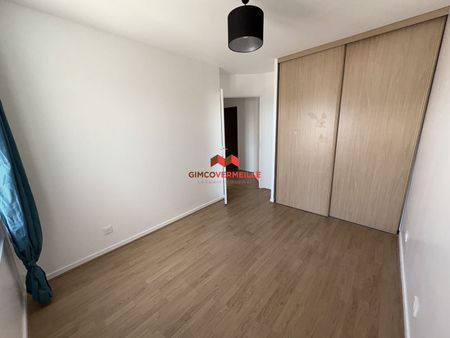 Location Appartement 3 pièces 65m² - Photo 4