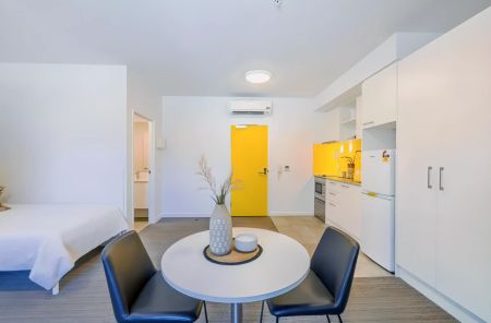 Premier Twin Share Studio(Mid floor Level 6-15) - Photo 3