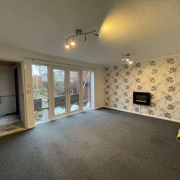 Vauxhall Crescent, Birmingham, B36 - Photo 1