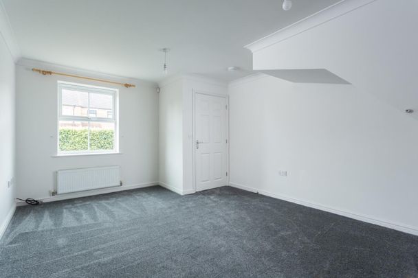 Larch Road, Selby YO8 - Photo 1