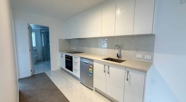 Glen Innes, Two Bedroom Apartment - Photo 1