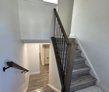 For Lease - 582 Elliott Crescent, Milton, Ontario - Photo 4